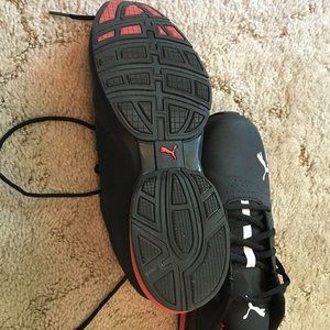Puma size 11 black running sneaker